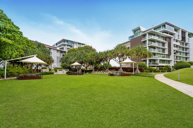 Photo - 30302/2 Ephraim Island, Paradise Point QLD 4216 - Image 21