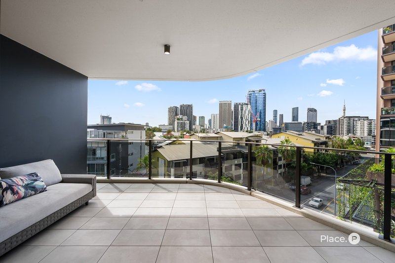 Photo - 30302/21 Mollison Street, West End QLD 4101 - Image 3