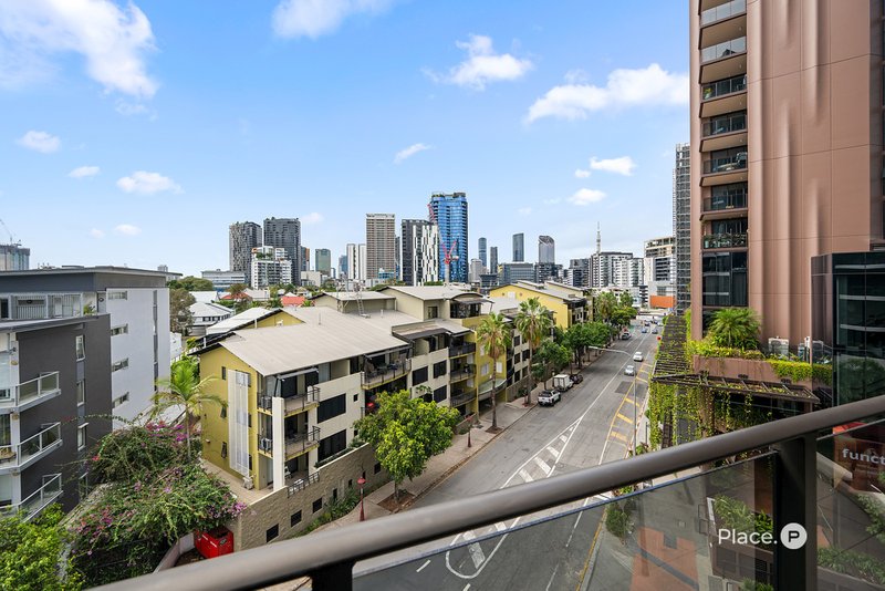Photo - 30302/21 Mollison Street, West End QLD 4101 - Image 4