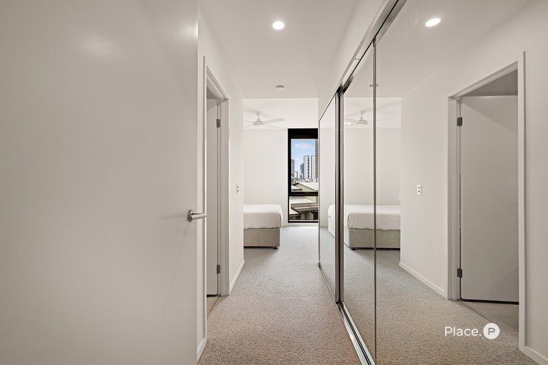 Photo - 30302/21 Mollison Street, West End QLD 4101 - Image 11