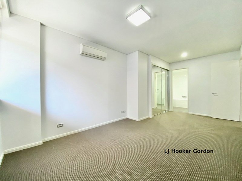 Photo - 303/14 Merriwa Street, Gordon NSW 2072 - Image 5