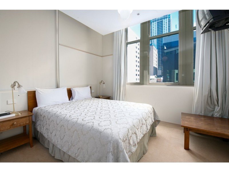 Photo - 303/167 Albert Street, Brisbane City QLD 4000 - Image 5