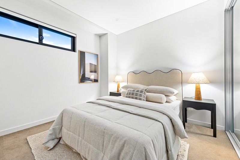 Photo - 303/2 Delmar Parade, Dee Why NSW 2099 - Image 5