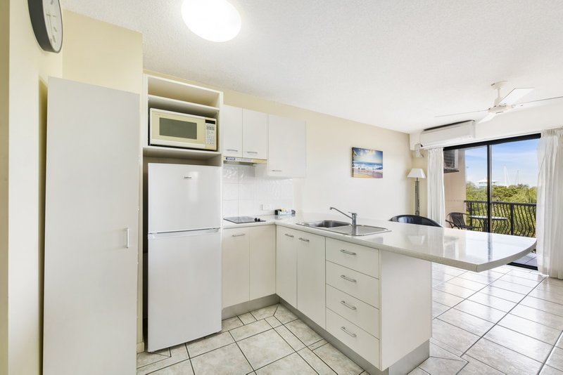 Photo - 30/32 River Esplanade, Mooloolaba QLD 4557 - Image 6