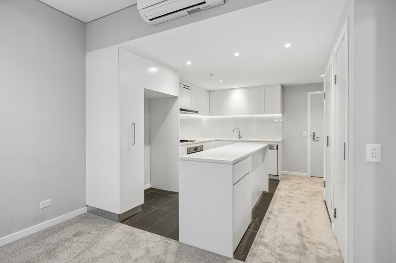 Photo - 303/2 Wentworth Place, Wentworth Point NSW 2127 - Image 5