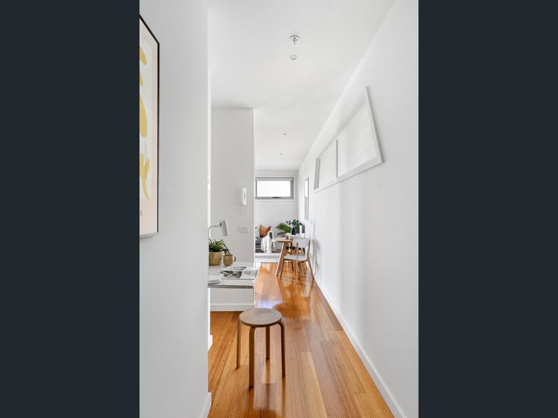 Photo - 303/218 Lygon Street, Brunswick East VIC 3057 - Image 3