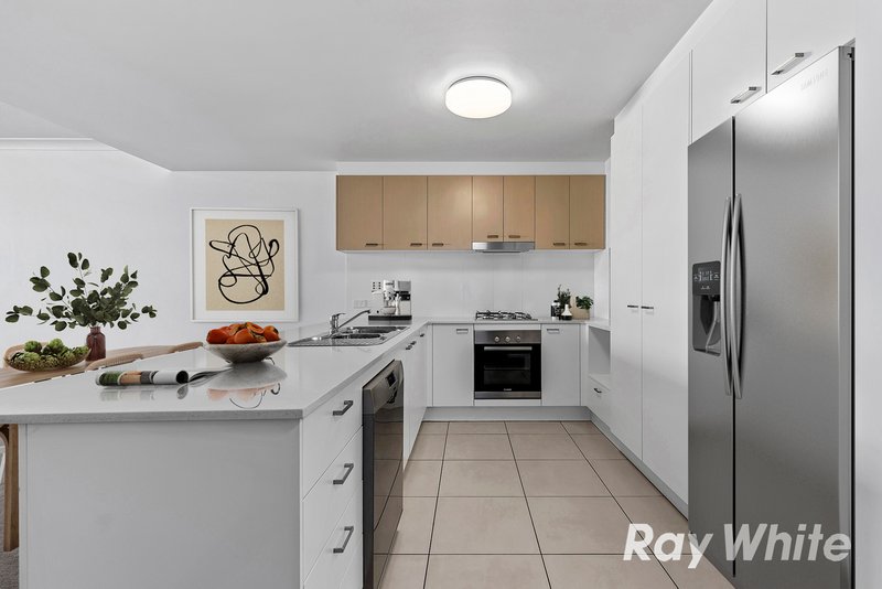 Photo - 303/27-33 Nundah Street, Nundah QLD 4012 - Image 2