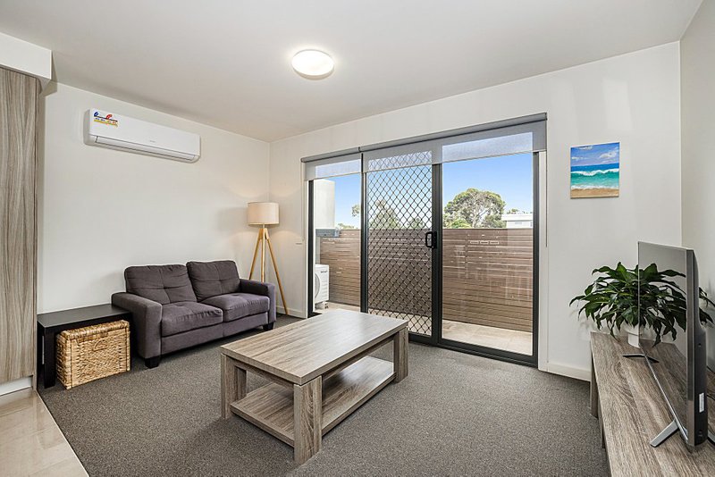 Photo - 303/3 Chandler Road, Boronia VIC 3155 - Image 2