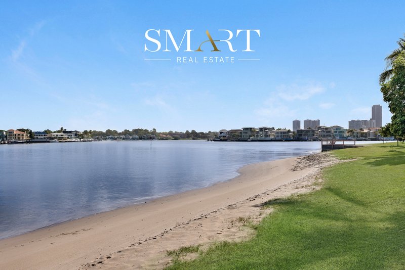 Photo - 303/3 Oak Avenue, Surfers Paradise QLD 4217 - Image 8