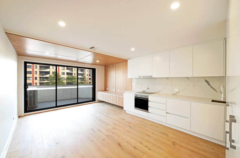 Photo - 303/32 Mort Street, Braddon ACT 2612 - Image 1