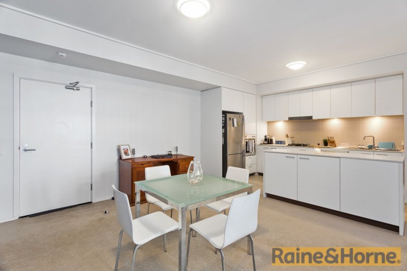 Photo - 303/33 Main Street, Rouse Hill NSW 2155 - Image 2