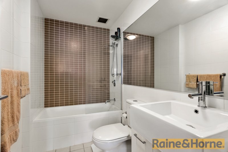 Photo - 303/33 Main Street, Rouse Hill NSW 2155 - Image 6