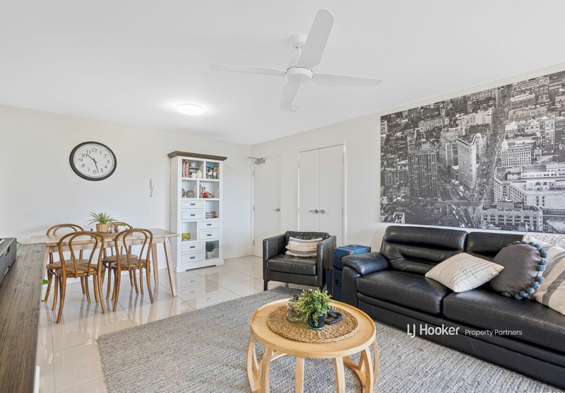 Photo - 303/35 Kelburn Street, Upper Mount Gravatt QLD 4122 - Image 5