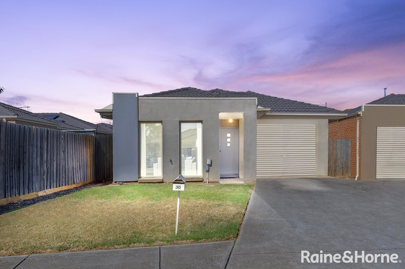 30/35-47 Tullidge Street, Melton VIC 3337