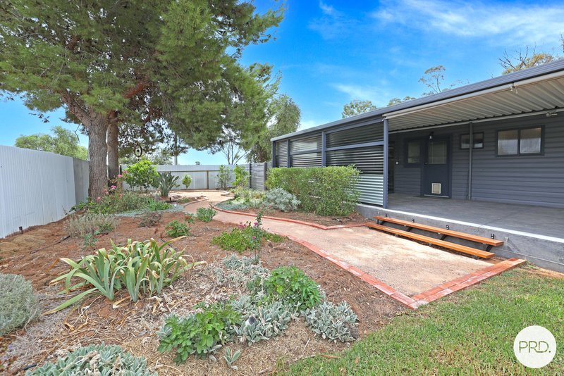 Photo - 3036 Deakin Avenue, Mildura VIC 3500 - Image 18