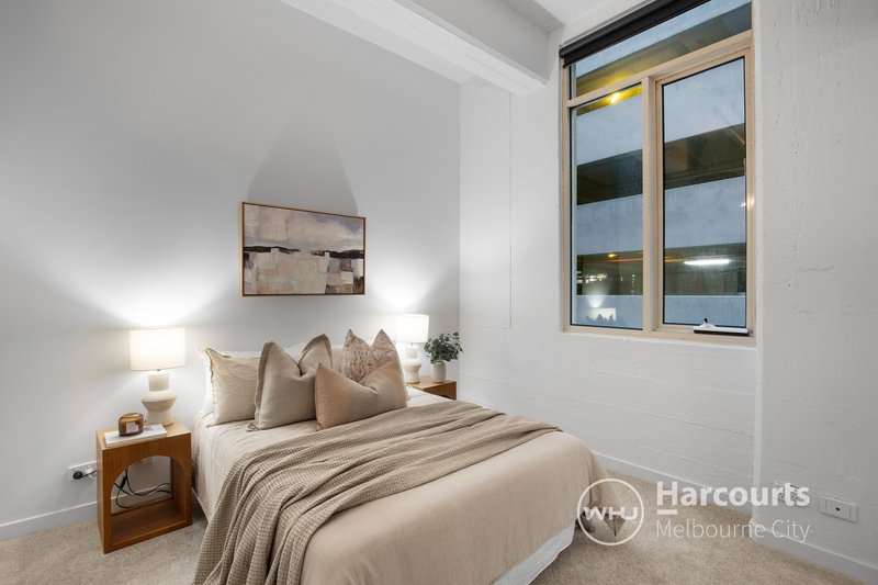 Photo - 303/639 Little Bourke Street, Melbourne VIC 3000 - Image 4