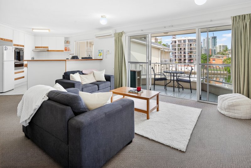 Photo - 30/37 Peninsular Drive, Surfers Paradise QLD 4217 - Image 2