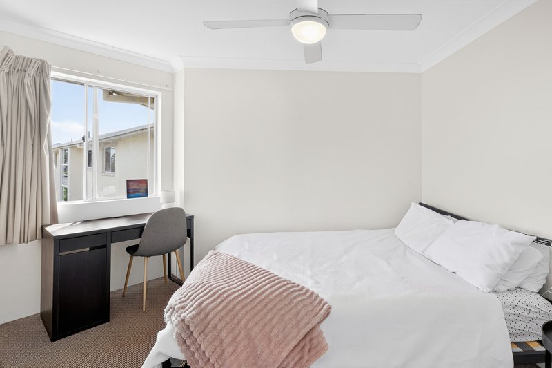Photo - 30/37 Peninsular Drive, Surfers Paradise QLD 4217 - Image 7