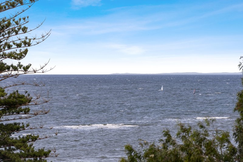 Photo - 303/85 Landsborough Avenue, Scarborough QLD 4020 - Image 8