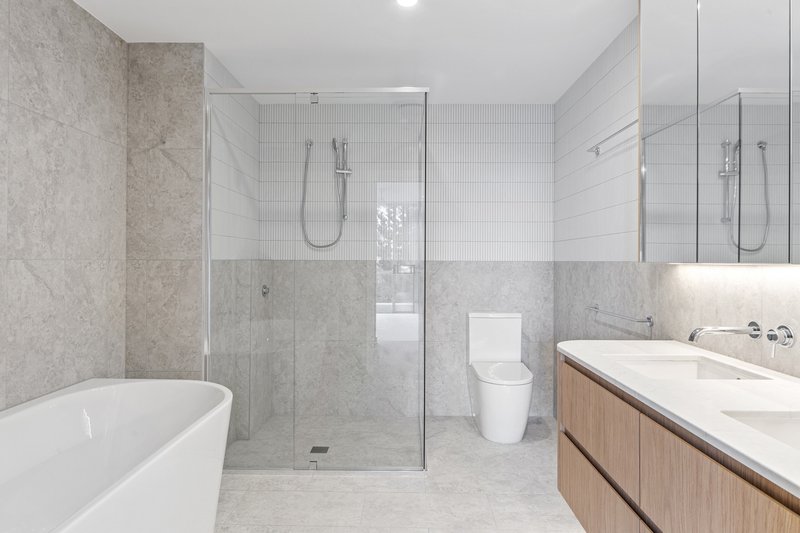 Photo - 303/85 Landsborough Avenue, Scarborough QLD 4020 - Image 20