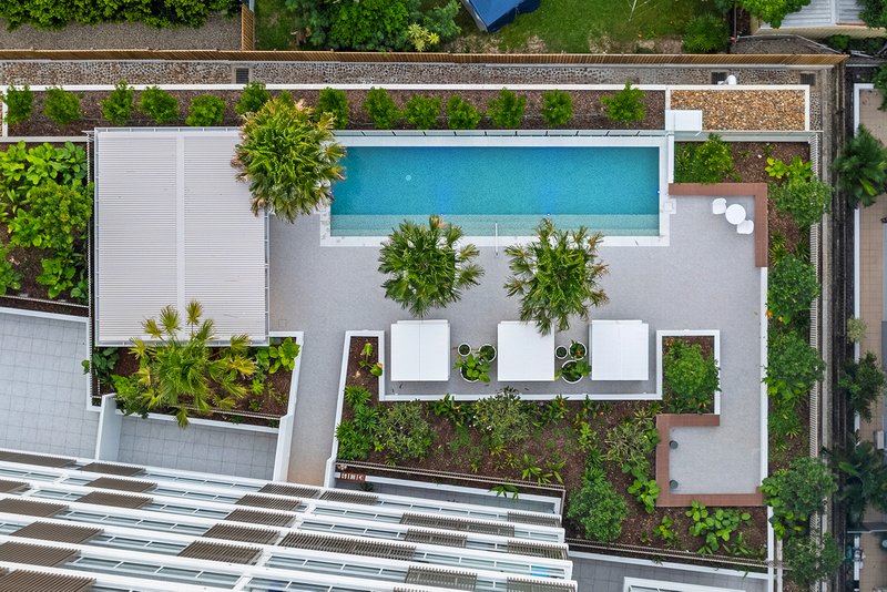 Photo - 303/85 Landsborough Avenue, Scarborough QLD 4020 - Image 25