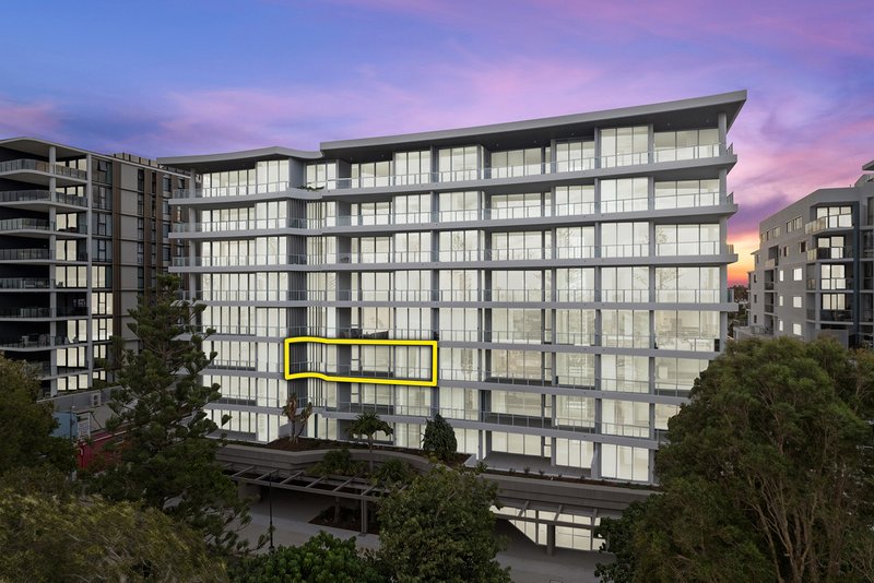 Photo - 303/85 Landsborough Avenue, Scarborough QLD 4020 - Image 34