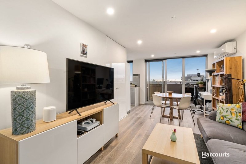 Photo - 303B/170 Manningham Road, Bulleen VIC 3105 - Image 3