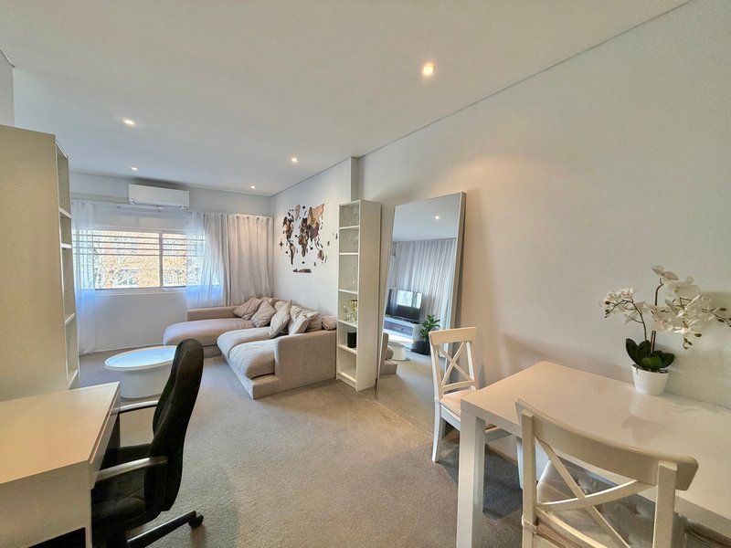 Photo - 303C/254 Anzac Parade, Kensington NSW 2033 - Image 1