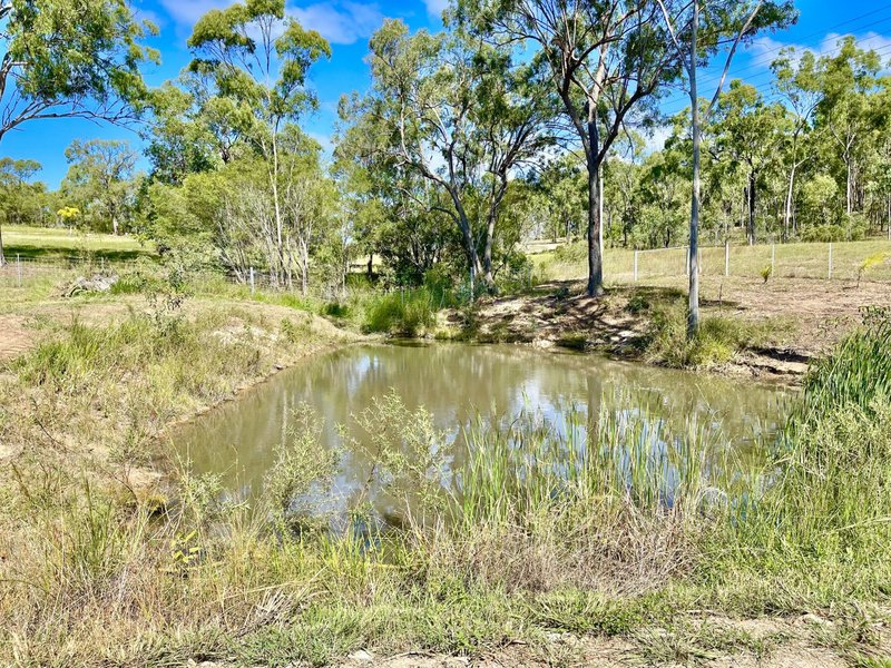 Photo - 304 Bells Road, Rodds Bay QLD 4678 - Image 10