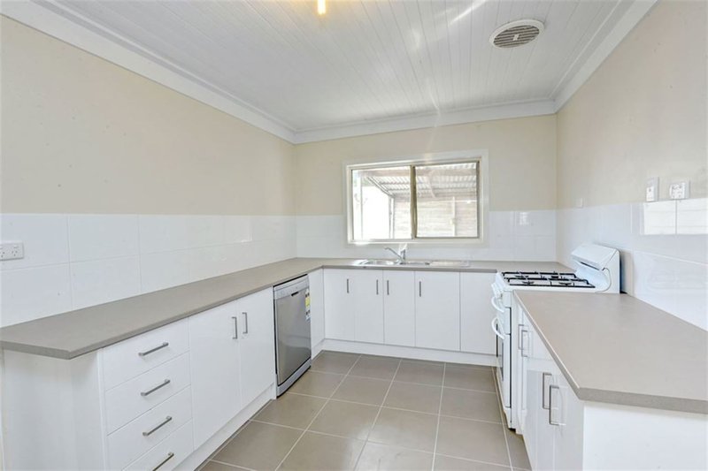 Photo - 304 Herriott Street, Buninyong VIC 3357 - Image 3