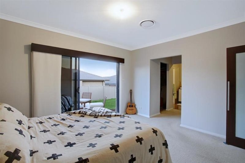 Photo - 304 South Circuit, Oran Park NSW 2570 - Image 7