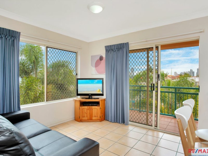 Photo - 30/40-46 Burra Street, Chevron Island QLD 4217 - Image 4