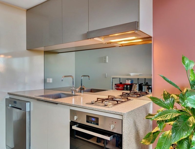 Photo - 30403/2 Harbour Road, Hamilton QLD 4007 - Image 5