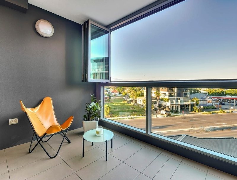 Photo - 30403/2 Harbour Road, Hamilton QLD 4007 - Image 7