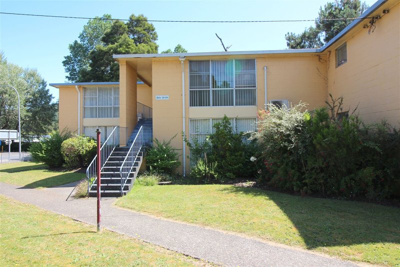 Photo - 304/1 Batchelor Street, Queenstown TAS 7467 - Image 7