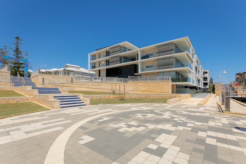 Photo - 304/1 Bristol Lane, Mindarie WA 6030 - Image 2