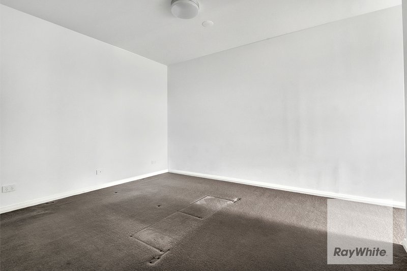 Photo - 304/1 Flynn Close, Bundoora VIC 3083 - Image 6