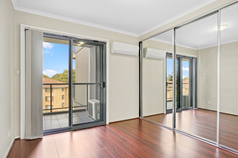 Photo - 304/1 Griffiths Street, Blacktown NSW 2148 - Image 8