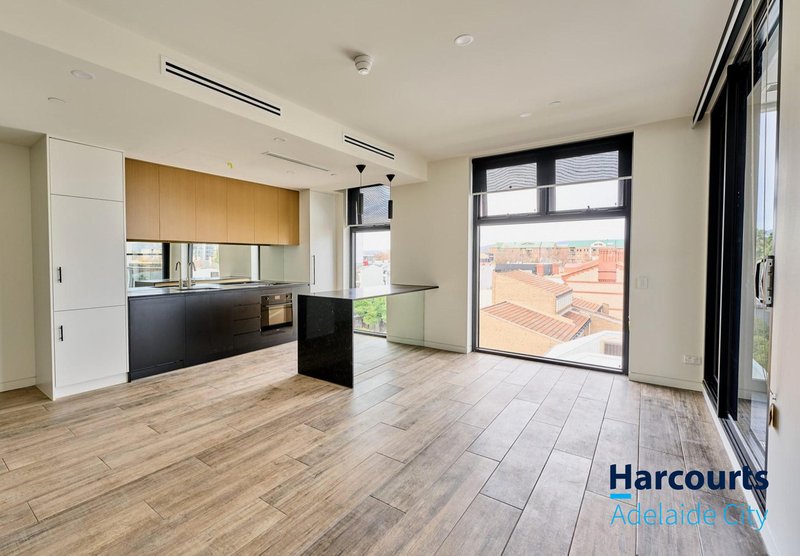 Photo - 304/112 Carrington Street, Adelaide SA 5000 - Image