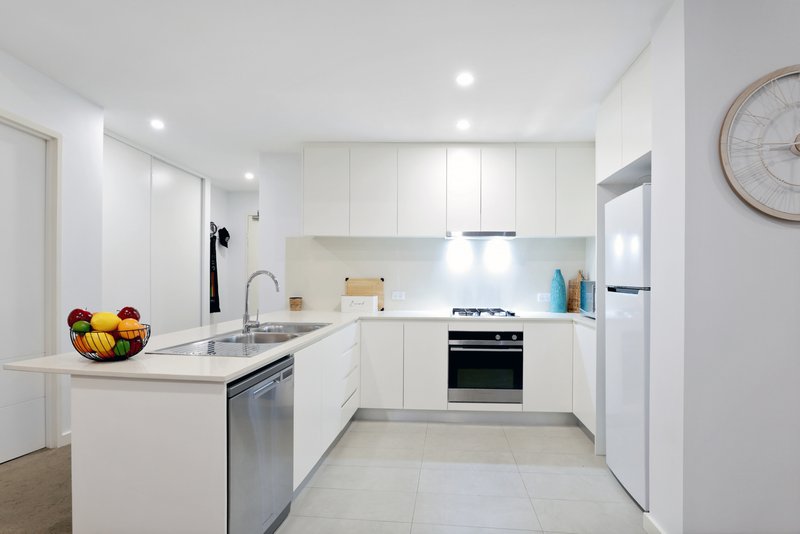 Photo - 304/114 Station Street, Penrith NSW 2750 - Image 3