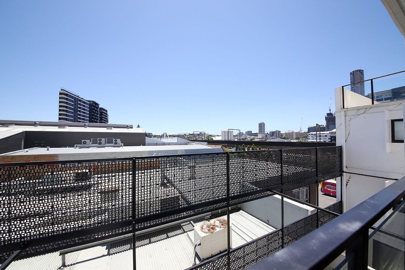 Photo - 304/14 Merivale Street, South Brisbane QLD 4101 - Image 3