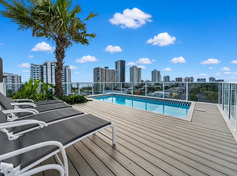 Photo - 304/141 Musgrave Street, Coolangatta QLD 4225 - Image 1