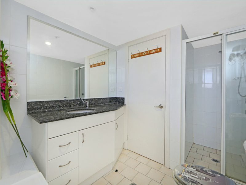 Photo - 304/18-20 Dening Street, The Entrance NSW 2261 - Image 7