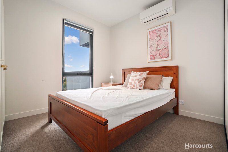 Photo - 304/180 Reynolds Road, Doncaster East VIC 3109 - Image 8