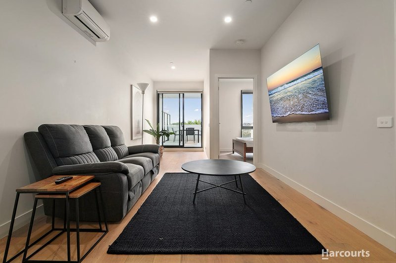 Photo - 304/180 Reynolds Road, Doncaster East VIC 3109 - Image 1