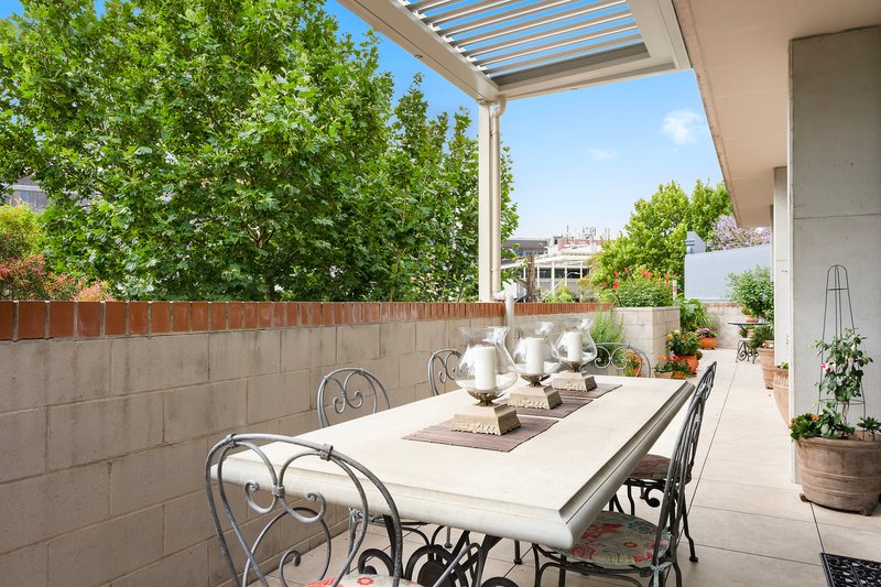 Photo - 304/2 Mitchell Road, Alexandria NSW 2015 - Image 7