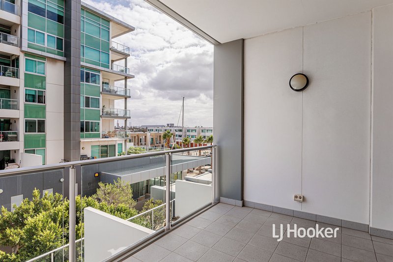 304/2 Tarni Court, New Port SA 5015