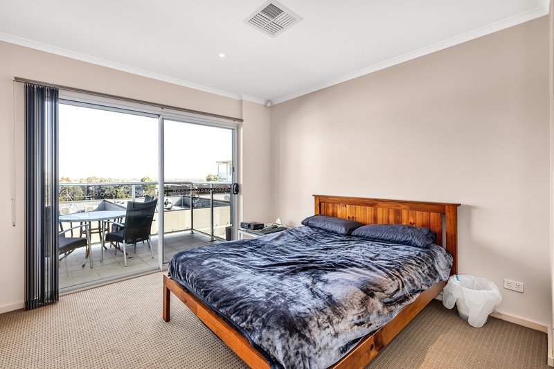 Photo - 304/26-28 Metro Parade, Mawson Lakes SA 5095 - Image 9