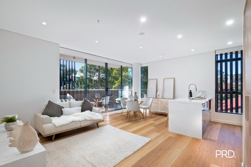 Photo - 304/32 Lethbridge Street, Penrith NSW 2750 - Image 3