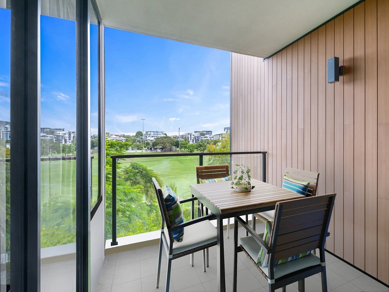 Photo - 304/34 Jenner Street, Nundah QLD 4012 - Image 4